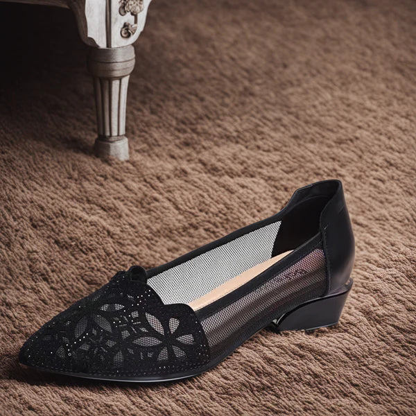 Sandália Eva™ com Strass e Renda / Seus Passos Com a Mais Pura Elegância e Sofisticação